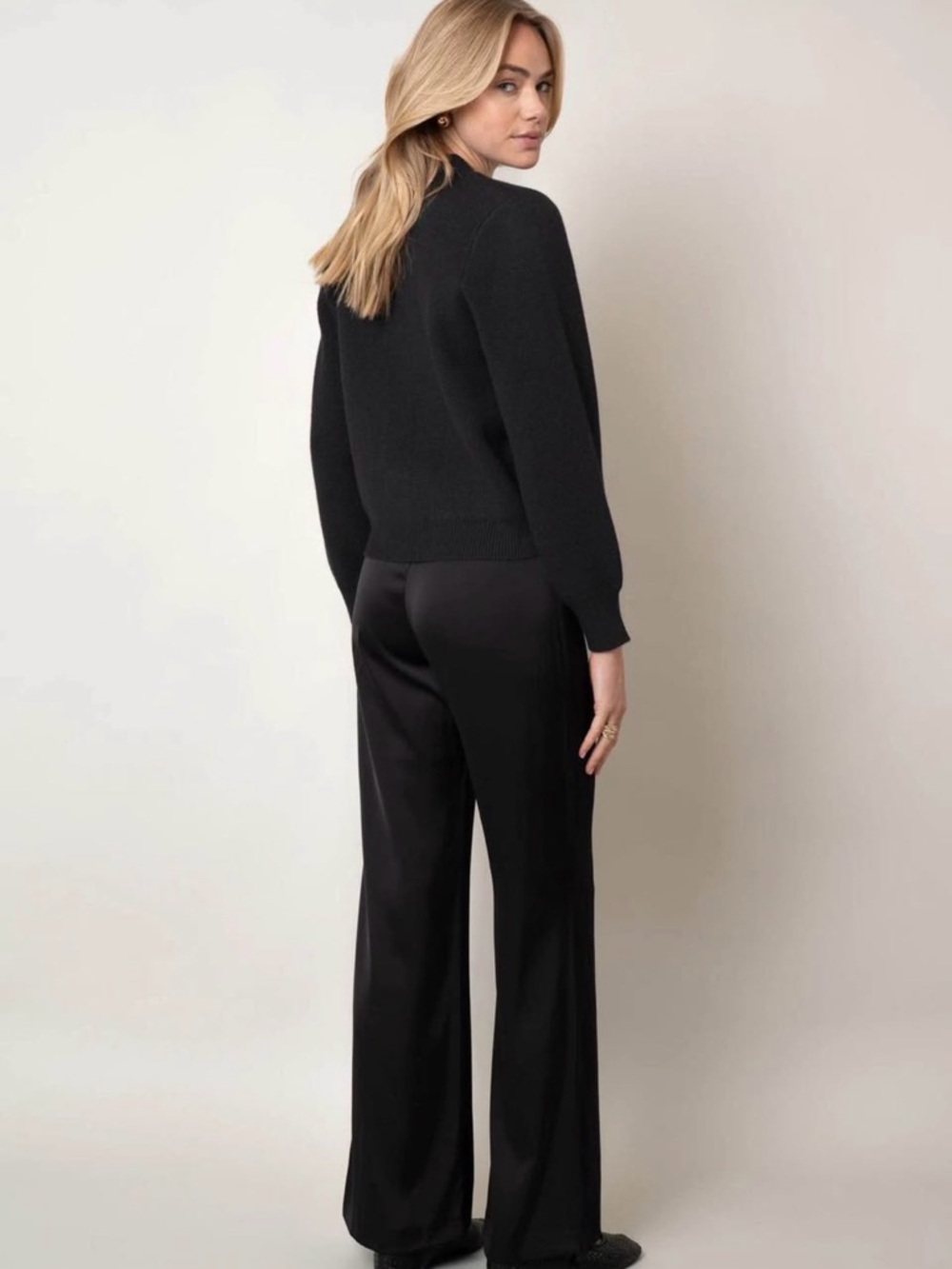 Cyrus Polished V-Neck Button Cardigan Sweater - Black. NWOT - Picture 3 of 5